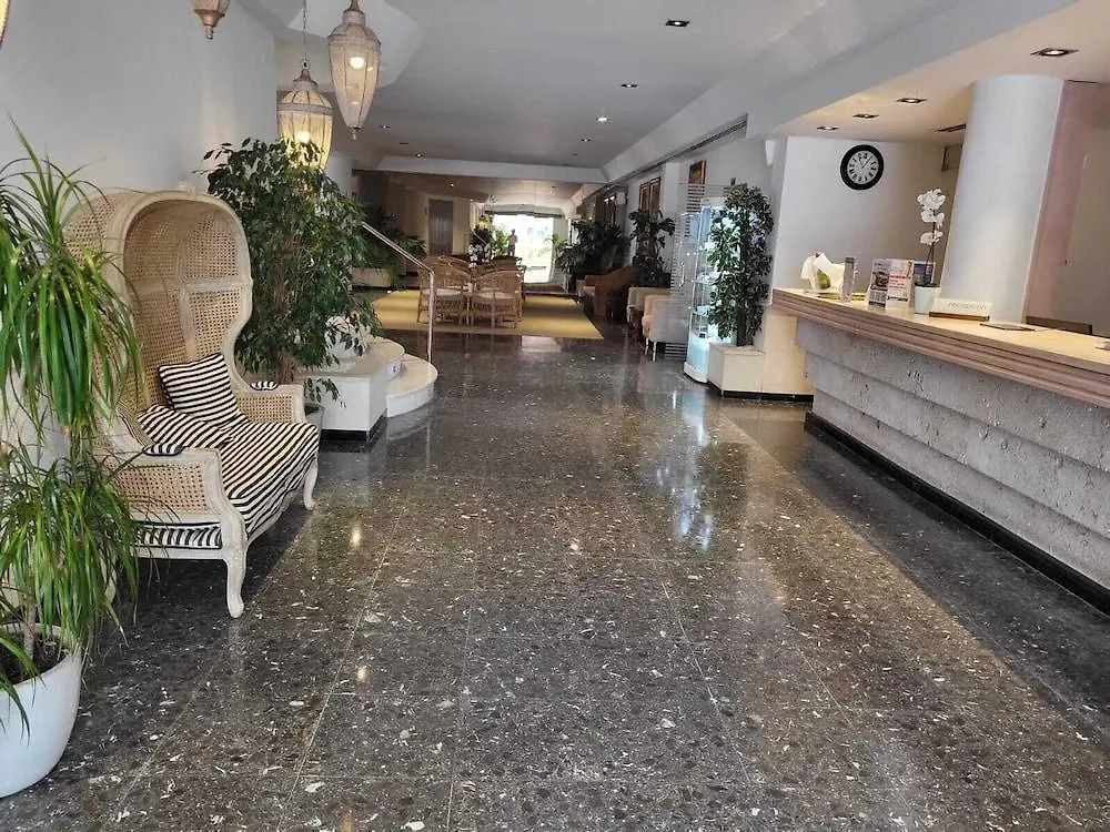 فندق Roc Oberoy - Adults Only باغيرا